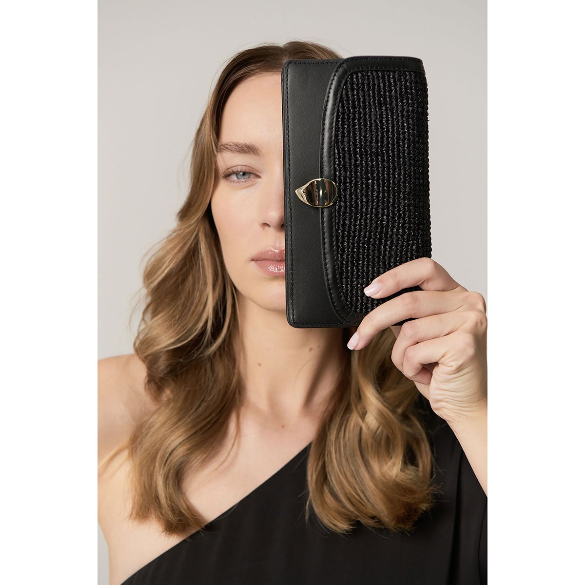 Helen Kaminski Adelie Wallet Raffia