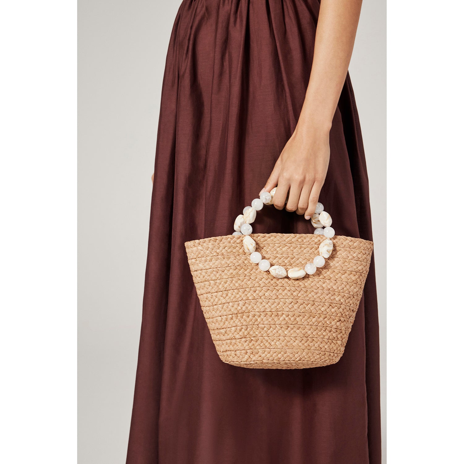 Nacre Basket