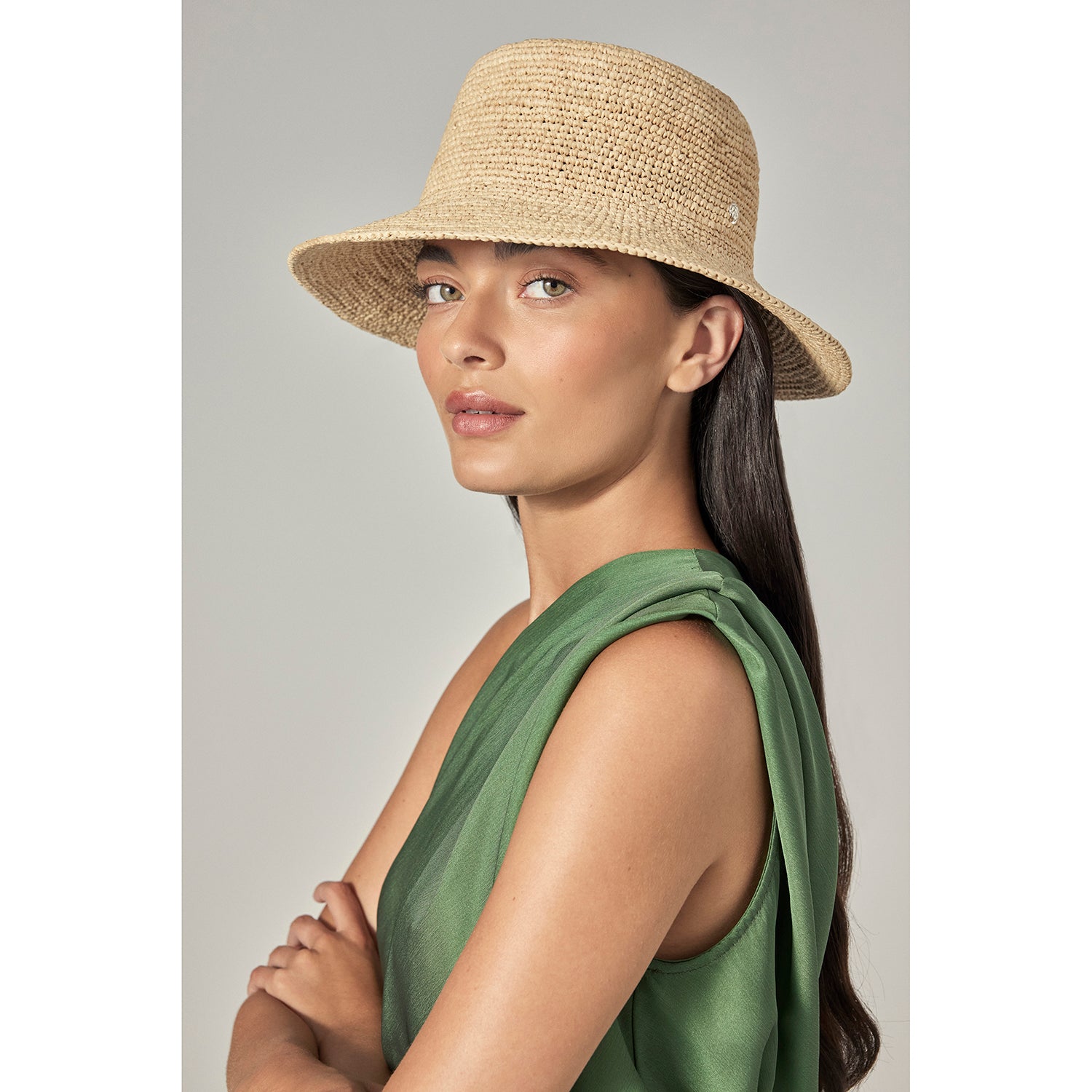 Esther Bucket - Image 4