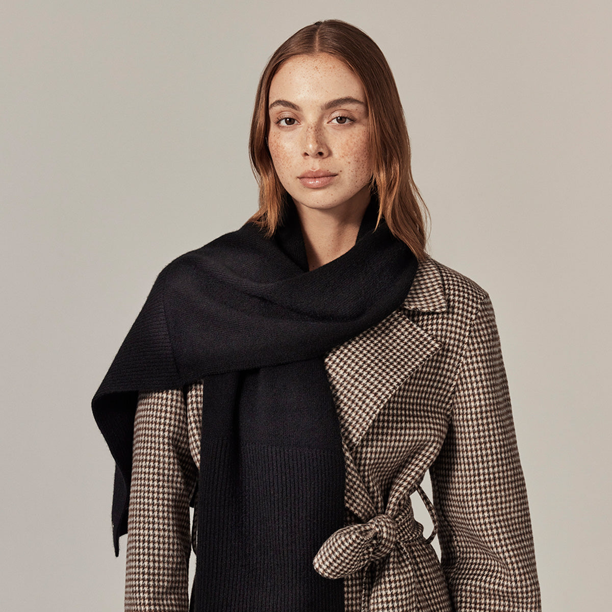 Reese Cashmere Scarf - Image 3