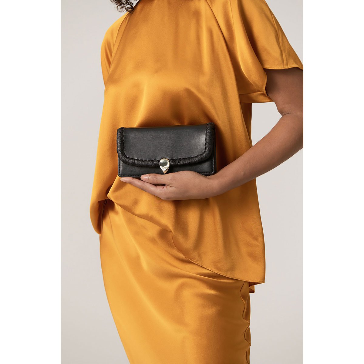 Helen Kaminski Blisse Wallet Clutch with Raffia